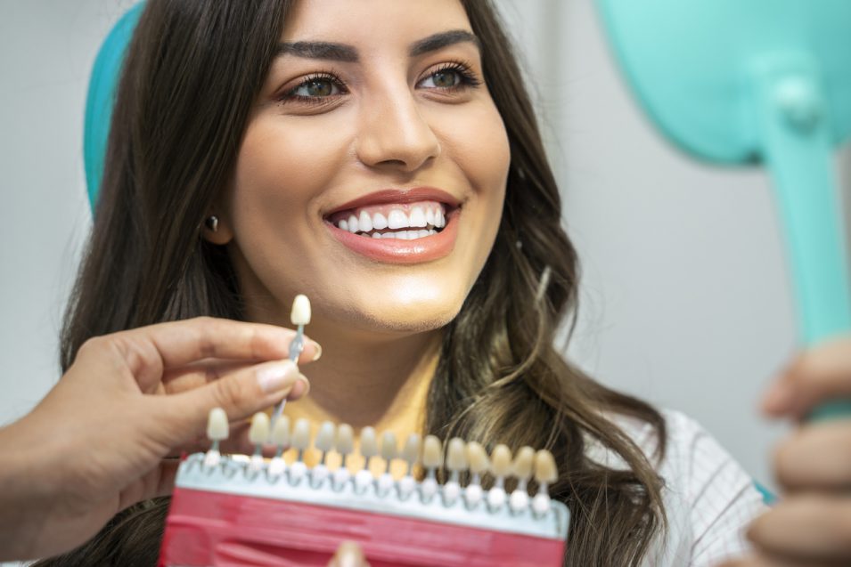 Patient getting dental veneers in North York